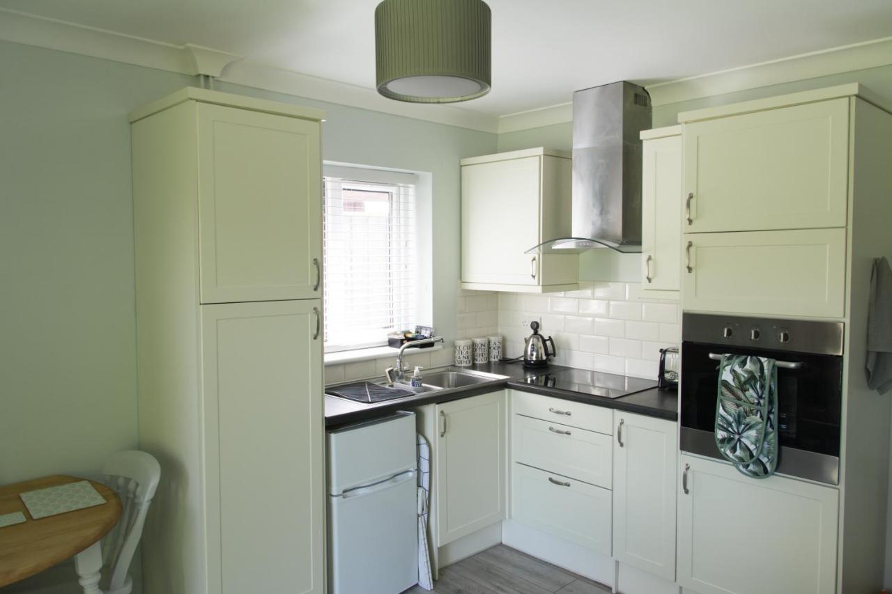 Luxury Self Catering With Cosy Cabin & Sauna In Colchester Buitenkant foto