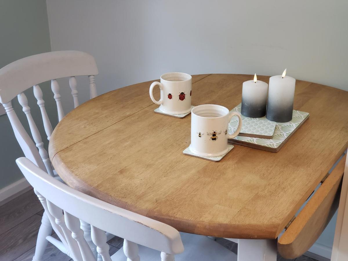 Luxury Self Catering With Cosy Cabin & Sauna In Colchester Buitenkant foto